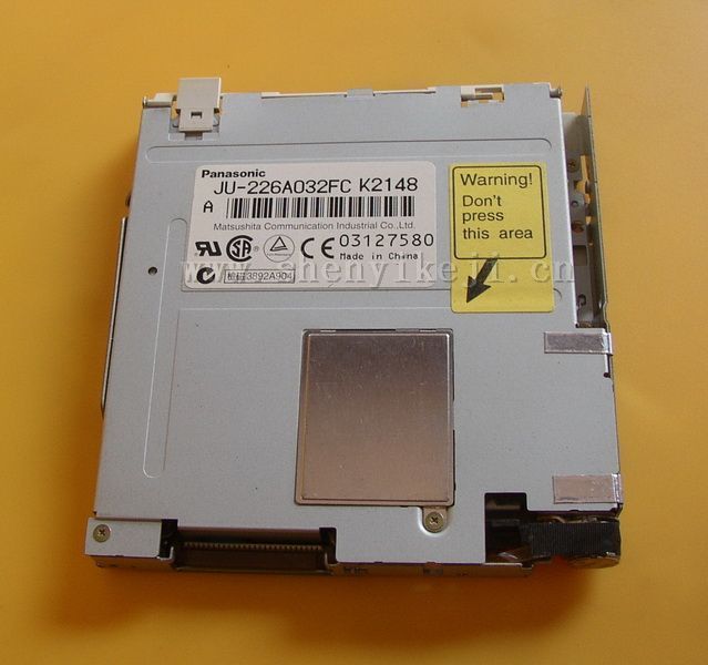 Panasonic JU-226A032FC floppy drive