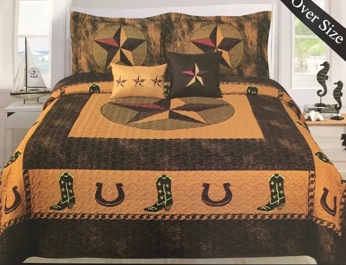 Western Design 5 Piece Quilted Bedding Set. King Size - Gold Stars, Cowboy Boots and Horseshoes