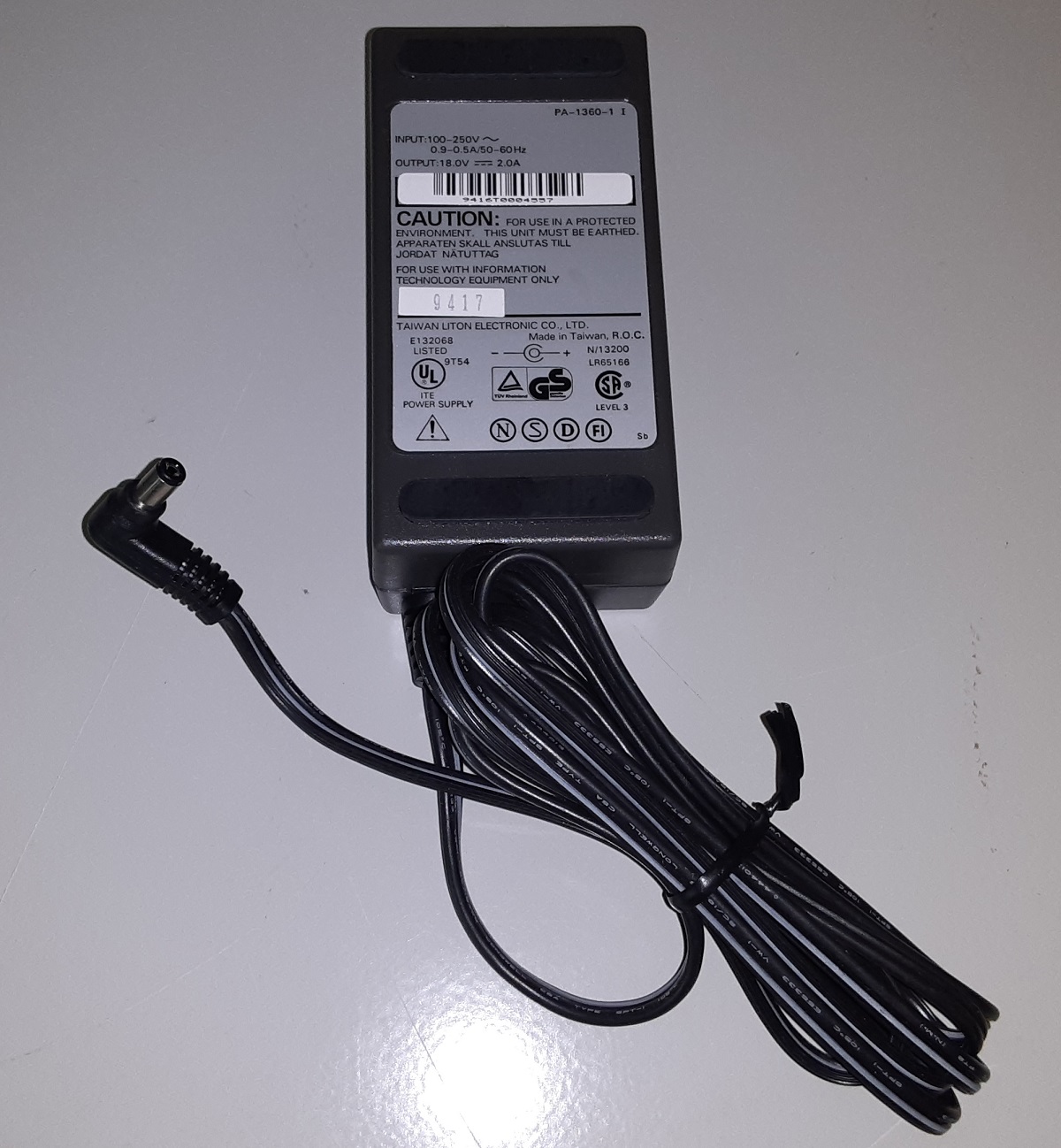 Liton PA-1360-1 AC Adapter Output: 18.0Vdc 2.0A Barrel connector