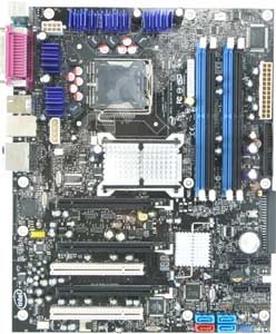 Intel D975XBX2KR Motherboard, Support Support Intel Core 2 Quad /Core 2 Extreme/ Core 2 Duo/ Pentium 4 Extreme Edition/ Pentium D/ Pentium 4 Processors in LGA 775, Intel ® P975X  chipset, 1 PCI-E x16, 1 PCI-E x16 (x8), 1 PCI-E x16 (x4), 2 PCI 32 bits, DDR2, LAN, USB, IDE, SATA2, RAID, eSATA, Firewire, Audio, SPDIF, ATI CrossFire Multi-GPU Platform Support, ATX Form Factor 