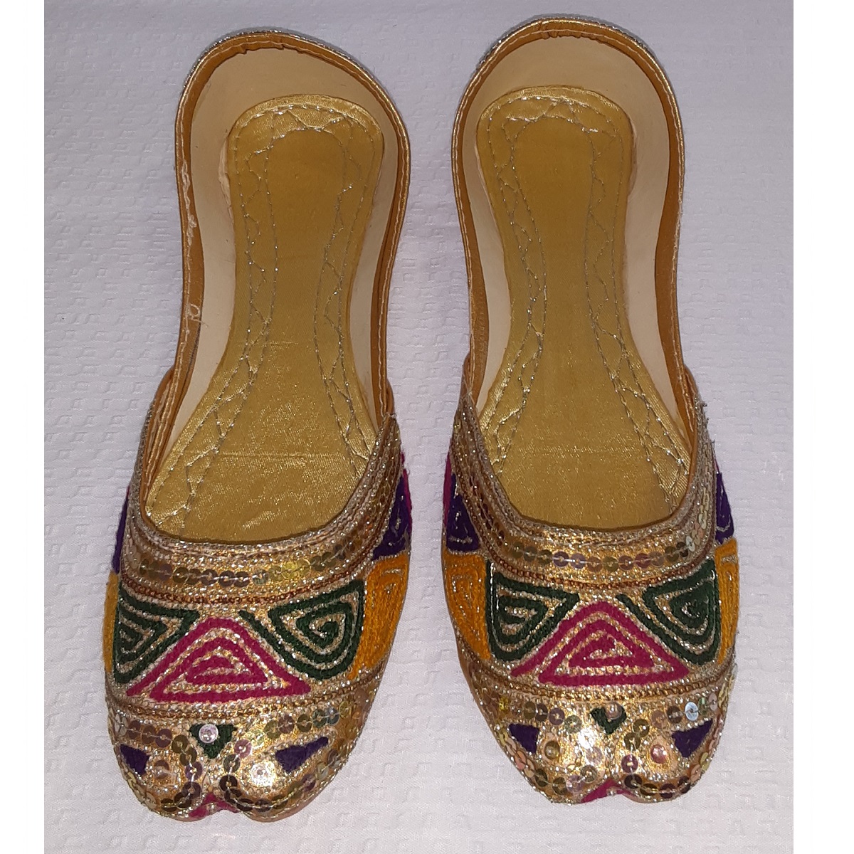 Pakistani Khosas - Handmade Embroidered Shoes for Women