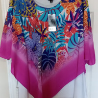 Slim Factor by Investments Plus Size Botanical Print Round Neck 3/4 sleeve Poncho Top Blouse